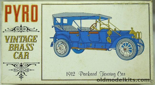 Pyro 1/32 1912 Packard Model 30 Touring Car - Brass Car Series, C457-125 plastic model kit